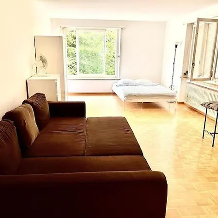 Center Flats With Balcony & Garden View Rigi - Self Checkin Apartmán