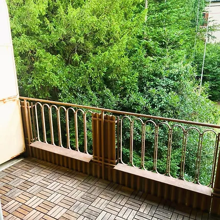 Center Flats With Balcony & Garden View Rigi - Self Checkin Apartmán *